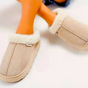 New - New - Platform Plush Lined Clogs - Beige - Size 8